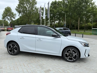 Opel Corsa 1.2 Turbo 145Pk Hybrid Automaat Ultimate | DEMO | Climate control | Navigatie | Camera | Parkpilot | Alcantara | Cruisecontrol | 17" LM-Velgen / 22