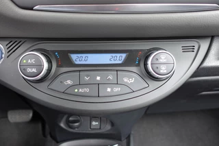 Toyota Yaris 1.5 Hybrid Aspiration  | 1ste eigenaar | Camera | Climate control | / 27