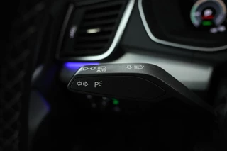 Audi Q5 Sportback 55 TFSI e S edition  Electrische trekhaak, Apple carplay / Android auto, Panorama dak, S line! / 30