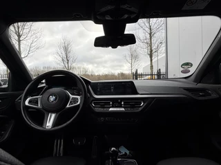 BMW 1-serie 118i EDE M Sport / 17