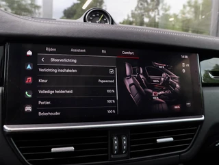 Porsche Cayenne Coupé 3.0 E-Hybrid Pano Achterasbesturing Krijtgrijs Luchtvering Softclose Stoelkoeling SOH 88,7% / 43