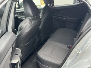 Toyota C-HR+ First Edition 77 kWh WARMTEPOMP EL-ACHTERKLEP PRIVACY-GLASS 18"LMV BLIND SPOT STOELVERW. P-SENSOREN / 8