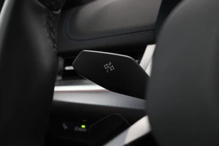 BMW iX1 eDrive20 67 kWh  M-sport, Stoelen, Virtual, Climate, / 42