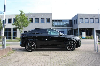 Peugeot e-3008 GT Avantage 210 73 kWh Panoramadak / 2+6 Jaar Garantie / 27