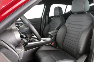 Alfa Romeo Tonale 1.3T PHEV Edizione Speciale Stuur/Stoelverwarming Adaptive Cruise Keyless Camera / 7