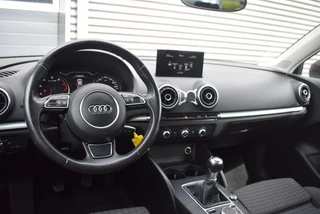 Audi A3 1.4 TFSI AMBIT. PRO LINE 19 INCH / PDC / 15