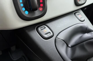 Fiat Panda 1.0 Hybrid Pandina Cross 69pk | Airco | Cruise Control | Lichtmetalen Velgen | Android Auto - Apple Carplay | Parkeersensoren Achter | Dakrails / 19