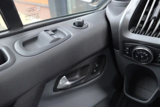 Ford Transit Custom 270 2.0 TDCI L1H1 Trend NAP | Cruise | Navi | Airco | Camera | Trekhaak | 3 Zits | / 30