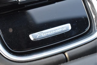 Porsche Panamera 4 Sport Turismo 3.0 Turbo Open dak | Keyless | Luchtvering | Carplay | Mem.stoelen | Softclose | 4x stoelverwarming | Bose | Full LED | 21" / 71