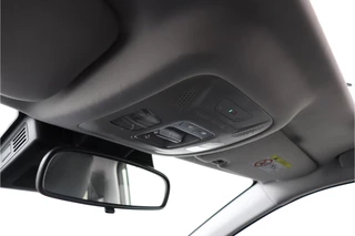 Omoda 5 SHS 1.6 T-GDi SHS-H Premium *DEMO* - Demo voordeel! - Kantel/Schuifdak - Adaptief Cruisecontrol - 18' Lichtmetalen Velgen - Privacy Glass - Stoel/Stuurwiel Verwarming -  7 Jaar Fabrieksgarantie / 50