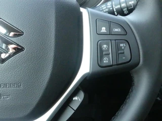 Suzuki Vitara 1.4 Boosterjet Smart Hybrid Select Nieuwe auto! € 1.850,- korting. 10 jAAR GARANTIE! Apple Carpl/Andr Auto, Cruise & Climate Control, Camera / 16