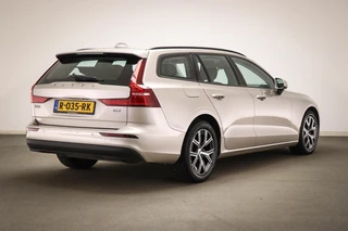 Volvo V60 2.0 B3 Essential | PARK ASSIST PACK | CLIMA | DAB | APPLE | CAMERA / 2