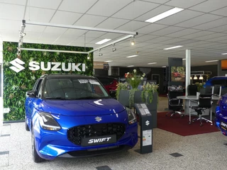 Suzuki Swift 1.2 Style Smart Hybrid / 39