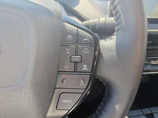 Toyota Prius 2.0 Plug-in Hybrid 220 PARK-SENSOREN BLIND-SPOT KEYLESS STOEL/STUURVERW CAMERA APPLE/ANDROID DAB+ LM-VELGEN AD-CRUISE ELEK-ACHTERKLEP / 26