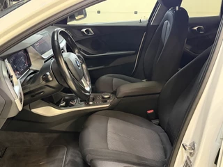 BMW 1 Series 116i Business Edition Zwarte grill | Apple Carplay | DAB+ | PDC V+A / 13