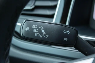Volkswagen Taigo 1.0 TSI R-Line|Camera|Carplay|Adaptive Cruise / 23