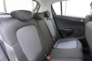 Hyundai i20 1.2i i-Motion 85pk | 5 Deurs | Airco | Lichtmetalen Velgen | Audio | Weinig Kilometers / 11