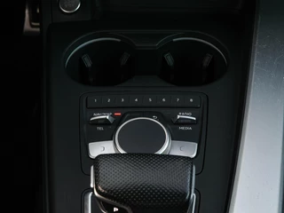Audi A5 Sportback 1.4 TFSI Sport S-line Edition Virtual Cockpit Ambianceverlichting Stoelverwarming LED Apple CarPlay Android Auto DAB Navigatie 18" / 33