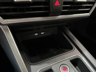 SEAT Leon Sportstourer 1.0 eTSI 110pk DSG FR Leder | Trekhaak | Beats Audio / 44