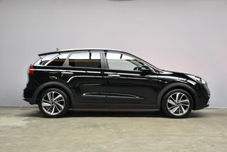 KIA Niro 1.6 GDi Hybrid ExecutiveLine |Schuifdak / 5