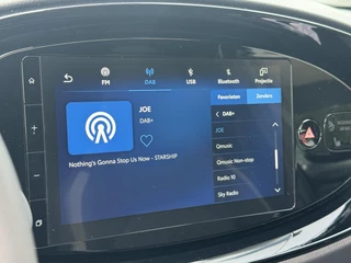 Toyota Aygo X PREMIUM CABRIO KEYLESS PARK-SENSOREN STOELVERWARMING APPLE/ANDROID LM-VELGEN 18" / 24