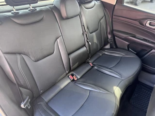Jeep Compass 4xe 240 Plug-in Hybrid Electric Summit | Stoelverwarming | Apple-Android | 360 Camera / 9