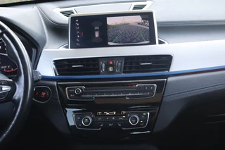 BMW X1 sDrive18i M Sport Schuifdak | Camera | Stoelverwarming / 25