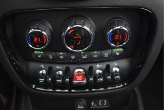 MINI Clubman 1.5 Cooper Chili Serious Business Driver Ass.Pack | Vol | Open dak | Keyless | HUD | Adapt.CC | LED/Xenon | Historie / 24