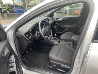 FORD Focus 1.0 EcoBoost Hybrid 125pk ST-Line / 15