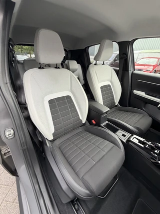 Citroën ë-C3 Max 113pk 44 kWh (Trekhaak - Camera - Automatische Airco - Navigatie - Apple Carplay - LED) / 12
