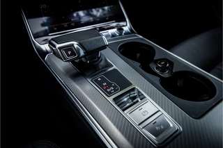 Audi A6 Avant 55 TFSI Quattro Sport  Luchtvering 20" Panorama ACC / 12