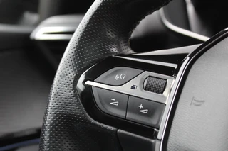 Peugeot 208 1.2 PureTech 131PK GT-Line  | Panoramadak | 3D Cockpit | BLIS | Navigatie / 10