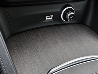 Alfa Romeo Stelvio 2.0 T AWD Ti Q4 | Automaat | Adaptive Cruise | Stoelverwarming | Navigatie | Camera | Leder | BTW / 32