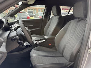 Peugeot 2008 1.2 Turbo 100 Allure | Draadloos Apple Carplay/Android Auto | Parkeersensoren | Privacy Glass | Lichtmetalen velgen / 9