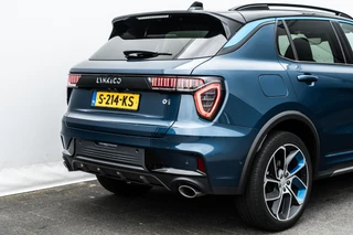 Lynk & Co 01 1.5 Plug-in Hybrid 262 Pk Panoramadak | 75 km Elektrisch | 360 Camera | Full Map Navi | NL Auto | 20 inch. LMV | 1e eigenaar / 34