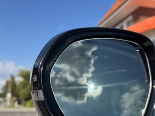 Leapmotor C10 Design REEV 28.4 kWh 218PK Automaat Navigatie, Camera 360, Lichtmetalen velgen, Elektrische Achterklep, Kunstlederen bekleding, Stoel Verwarming & Ventilatie / 7