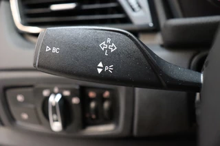BMW 2 Series Active Tourer 218i Executive Automaat  / Navigatie / Trekhaak / Panoramadak / LED / Achteruitrijcamera / Climate Control / Parkeersensoren voor+achter / Cruise Control / Bluetooth / 30