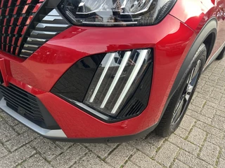 Peugeot 2008 1.2 Turbo 100 PK Allure | Nieuwste Model | Navigatie via Telefoon | LED Verlichting | Cruise Control | Hoge Zitpositie | Parkeersensoren | DAB | Digitaal Dashboard | Half Lederen stoelen | Lichtmetalen Velgen 17 inch | / 26