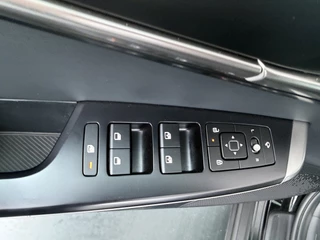 Kia EV6 Air 84 kWh  - SOH 99,1% - Stoel-/stuurverwarming - Cruise Control Adaptief - Climate Control - CarPlay - Fabrieksgarantie tot 08-2033 / 22