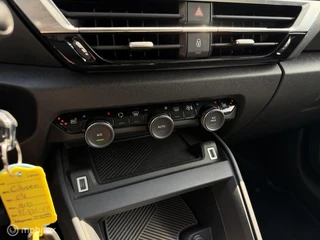 Citroen C4 1.2 PureTech Feel|Automaat|Carplay|Camera|Stoelverwarming|Stuurverwarming| / 23
