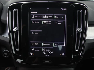 Volvo XC40 1.5 T3 Momentum Pro | Elek. wegklapbare trekhaak / 48