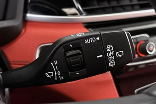 BMW X2 xDrive25e High Executive M Sport Panoramadak Keyless Rood Leder / 37
