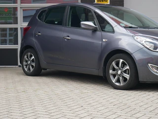 Hyundai ix20 1.6i Premium Camera| Cruise| Navi+BT / 29