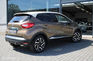 Renault Captur 1.2 TCe Iconic/Leder/Stoelverw/Navi/Cam/Tel/ / 17