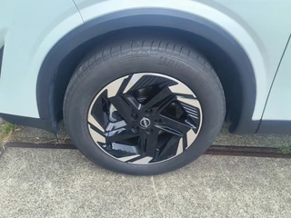 Nissan QASHQAI 1.3 MHEV Xtronic N-Connecta uit 2025 Rijklaar + Fabrieksgarantie  Automaat  Panorama-dak Henk Jongen Auto's in Helmond,  al 50 jaar service zoals 't hoort! / 21