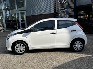 Toyota Aygo 1.0 VVT-i x / 6