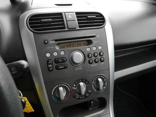 Opel Agila 1.0 Berlin | 1e eigenaar | Trekhaak voor fietsendrager | Dealer onderhouden | Lichtmetalen velgen | Airco | Extra getint glas | Hoge instap / 21