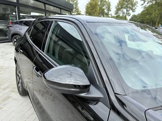 Opel Mokka 1.2 Turbo 145Pk Hybrid GS Automaat | Climate control | Achteruitrij Camera | Elektrisch Pakket | Apple Carplay/Android Auto | Cruise control | Verwarmbaar stuurwiel | 17"LM-Velgen / 13