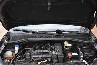 Citroën C4 Cactus 1.2 PureTech Shine Airbump Blackline  | NL-Auto | Nav | Cruise Control | PDC achter | LM-Velgen allweather | NAP | Distributie vervangen / 10