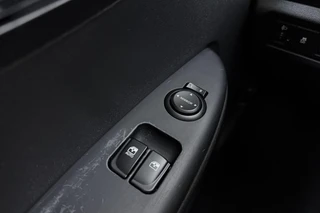 Hyundai i20 1.2i i-Vision / 19